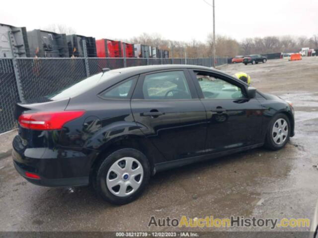 FORD FOCUS S, 1FADP3E29JL204732