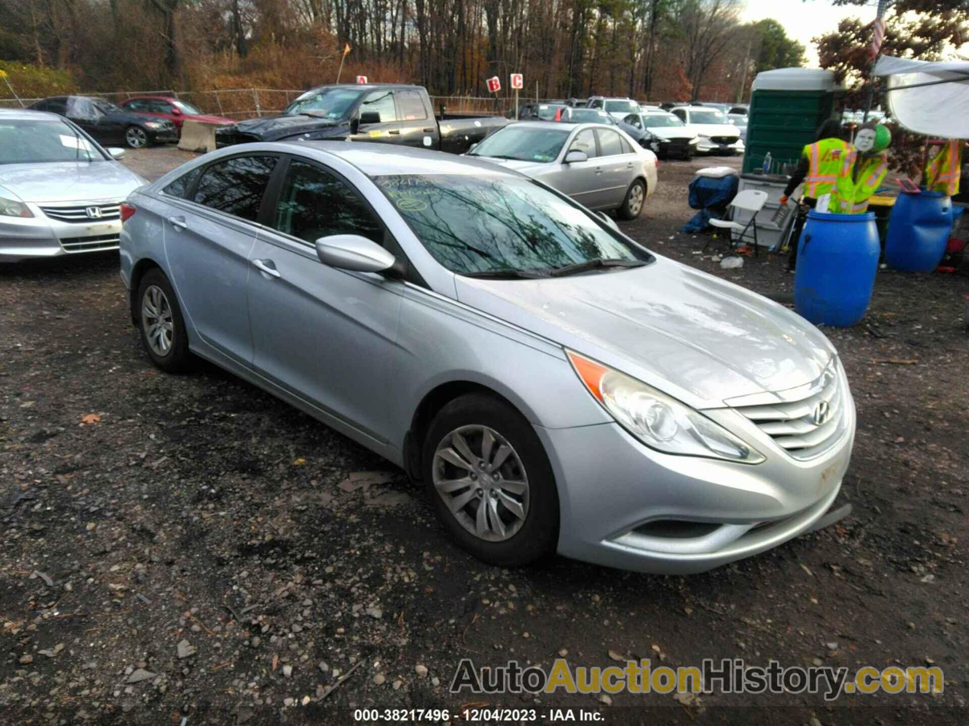 HYUNDAI SONATA GLS, 5NPEB4AC5BH170263