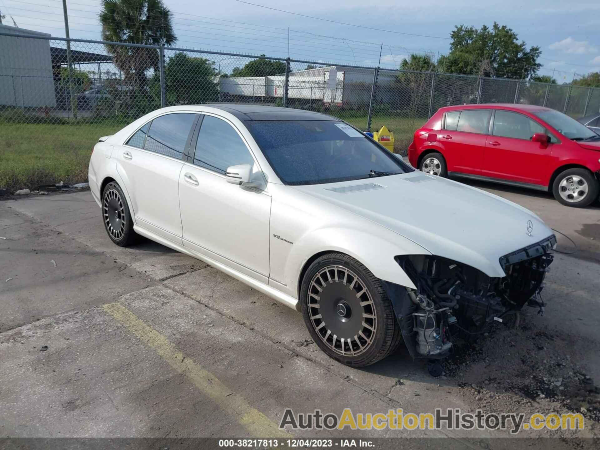 MERCEDES-BENZ S 63 AMG, WDDNG7EB3DA530599