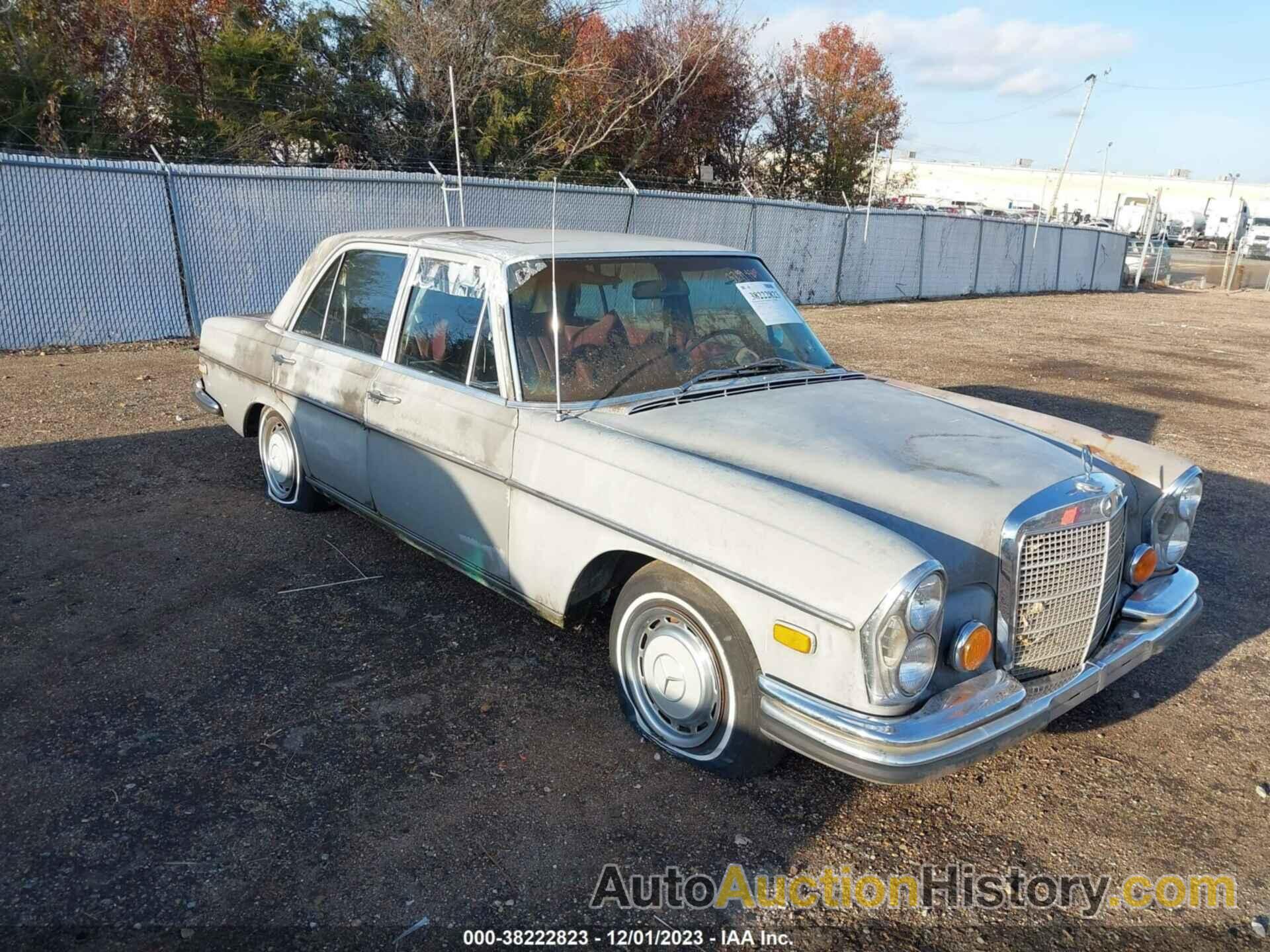 MERCEDES-BENZ 280, 10806712020933