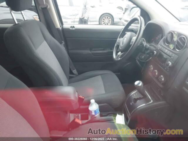 JEEP COMPASS LATITUDE, 1C4NJDEB1DD189695