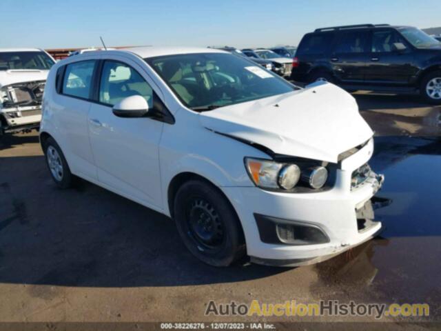 CHEVROLET SONIC LS AUTO, 1G1JA6SH5F4188581