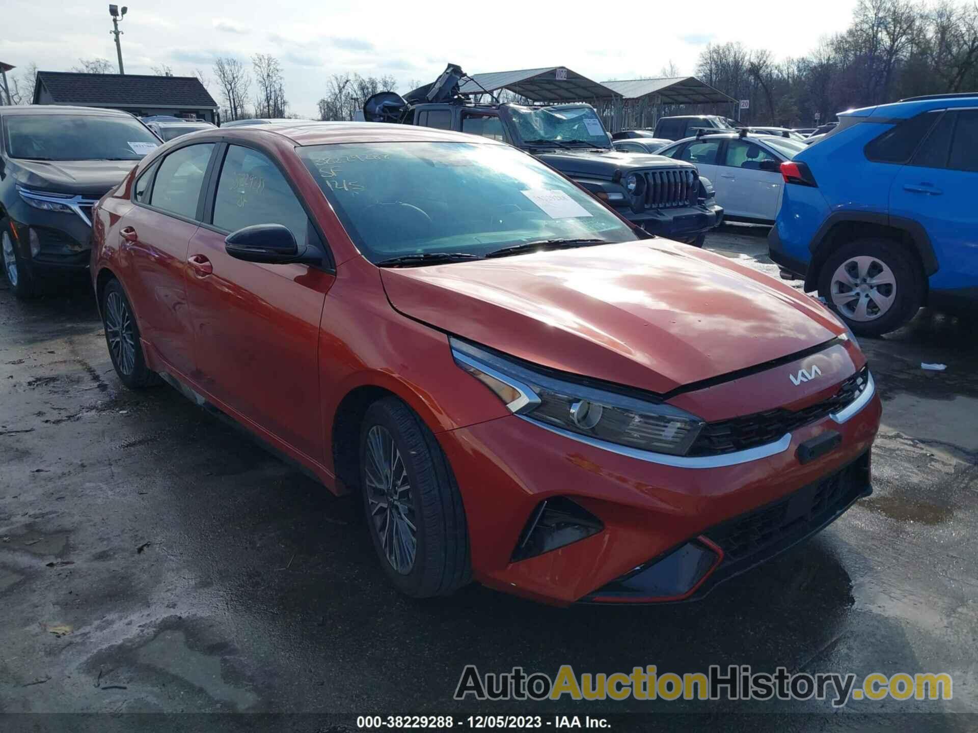 KIA FORTE GT-LINE, 3KPF54AD1PE588433