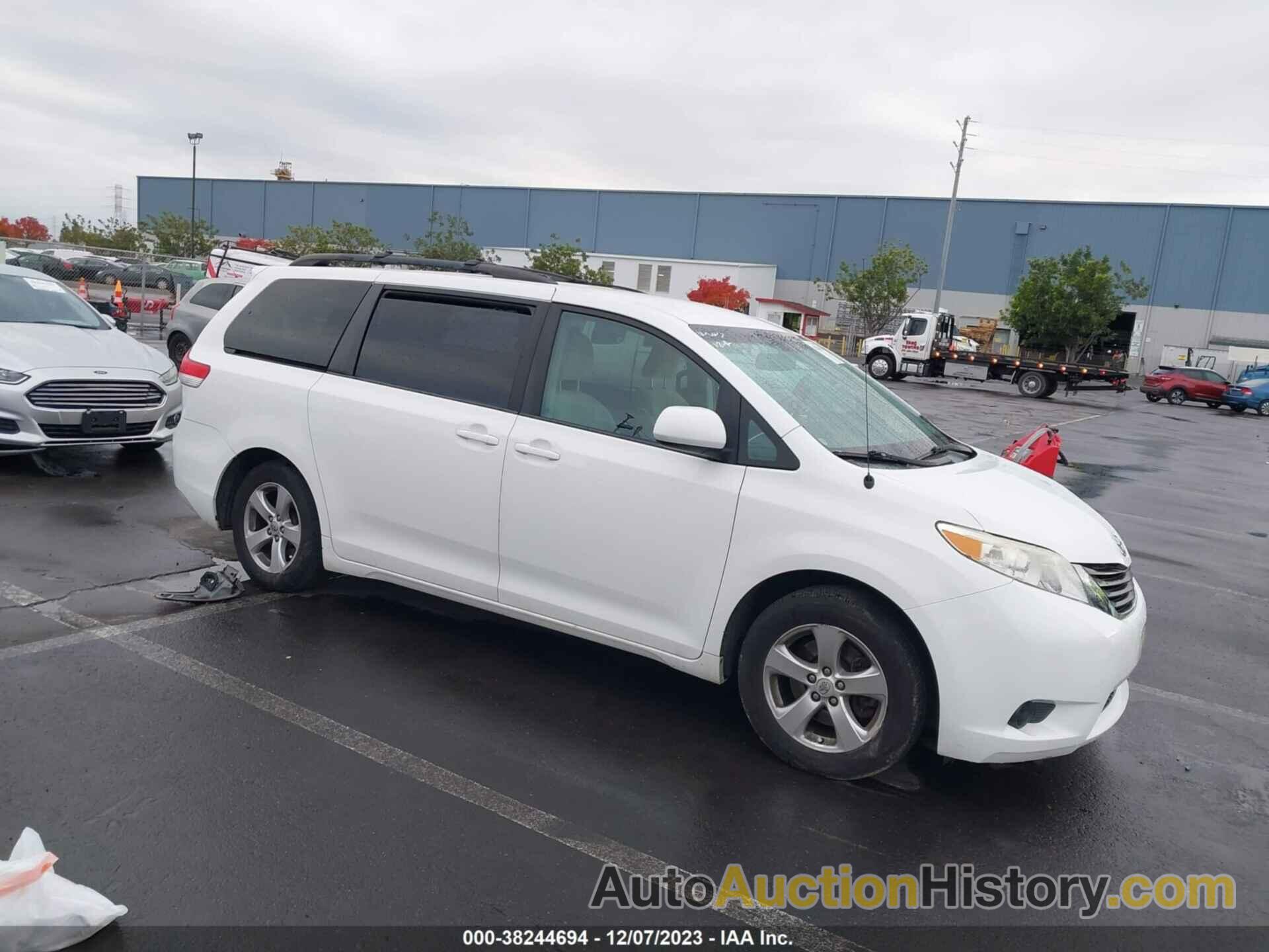 TOYOTA SIENNA LE V6 8 PASSENGER, 5TDKK3DC3ES451095