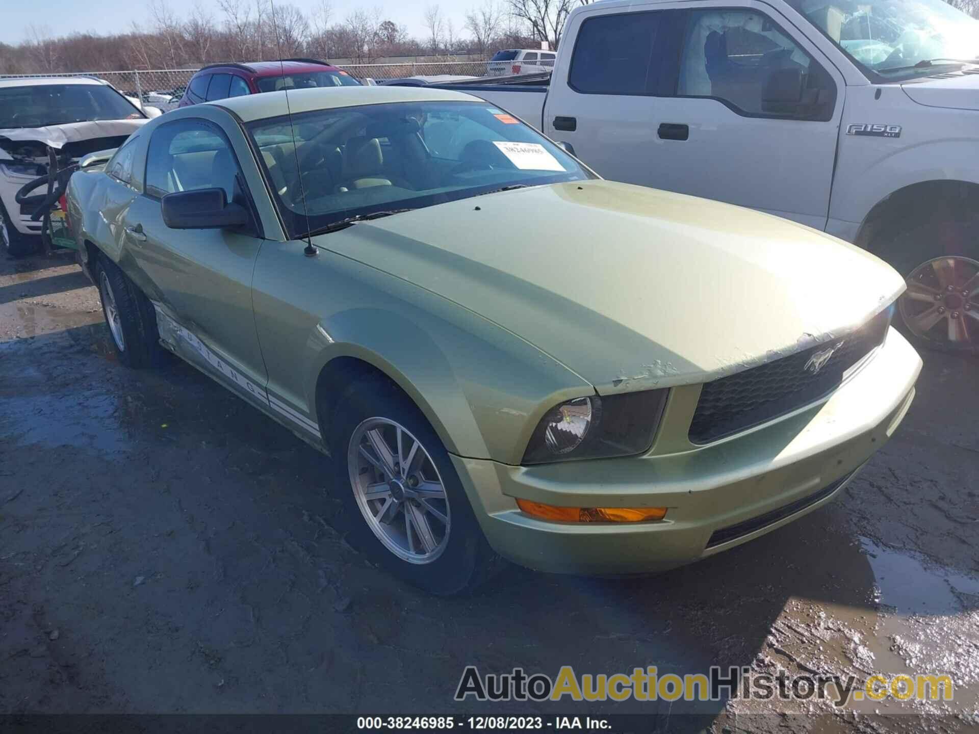 FORD MUSTANG V6 DELUXE/V6 PREMIUM, 1ZVFT80N255163445