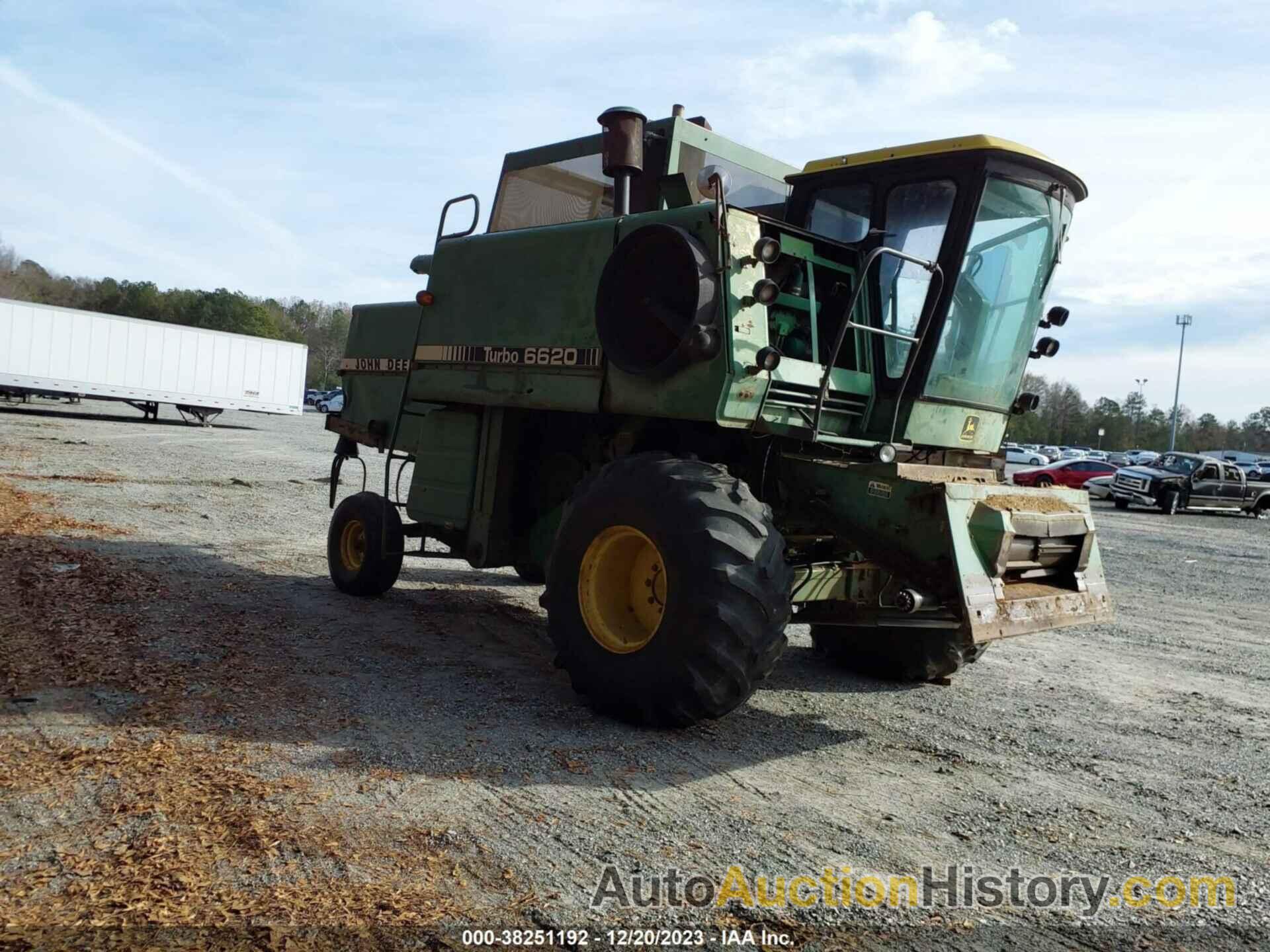 JOHN DEERE 6620 COMBINE, 403805