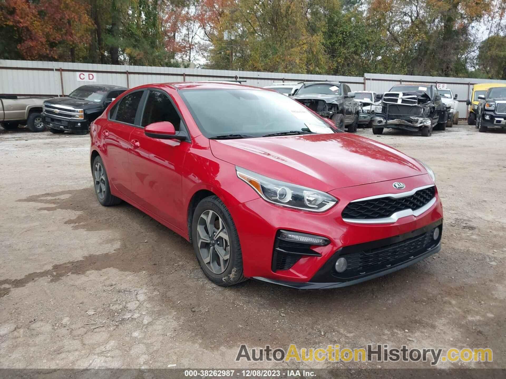 KIA FORTE LXS, 3KPF24AD8ME333041