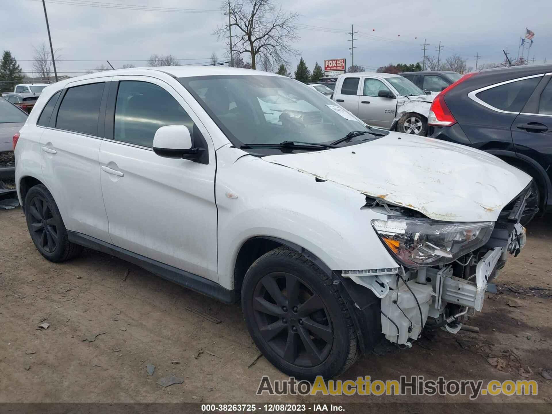 MITSUBISHI OUTLANDER SPORT SE, 4A4AR4AU5EE021321