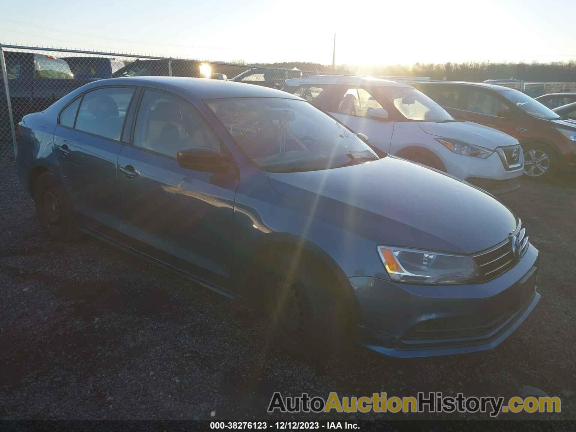 VOLKSWAGEN JETTA 2.0L S, 3VW2K7AJ8FM345721