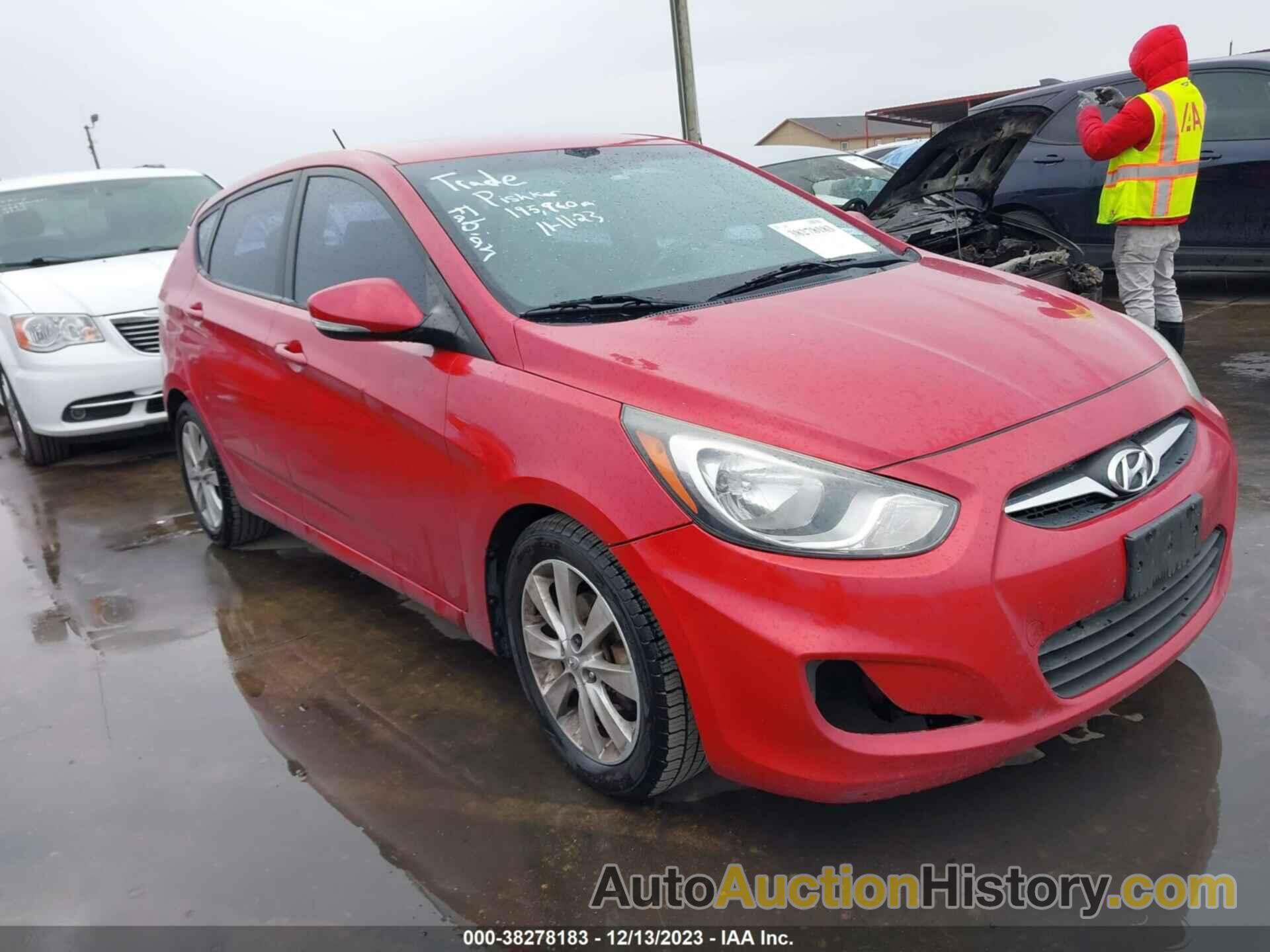 HYUNDAI ACCENT SE, KMHCU5AE5DU130388