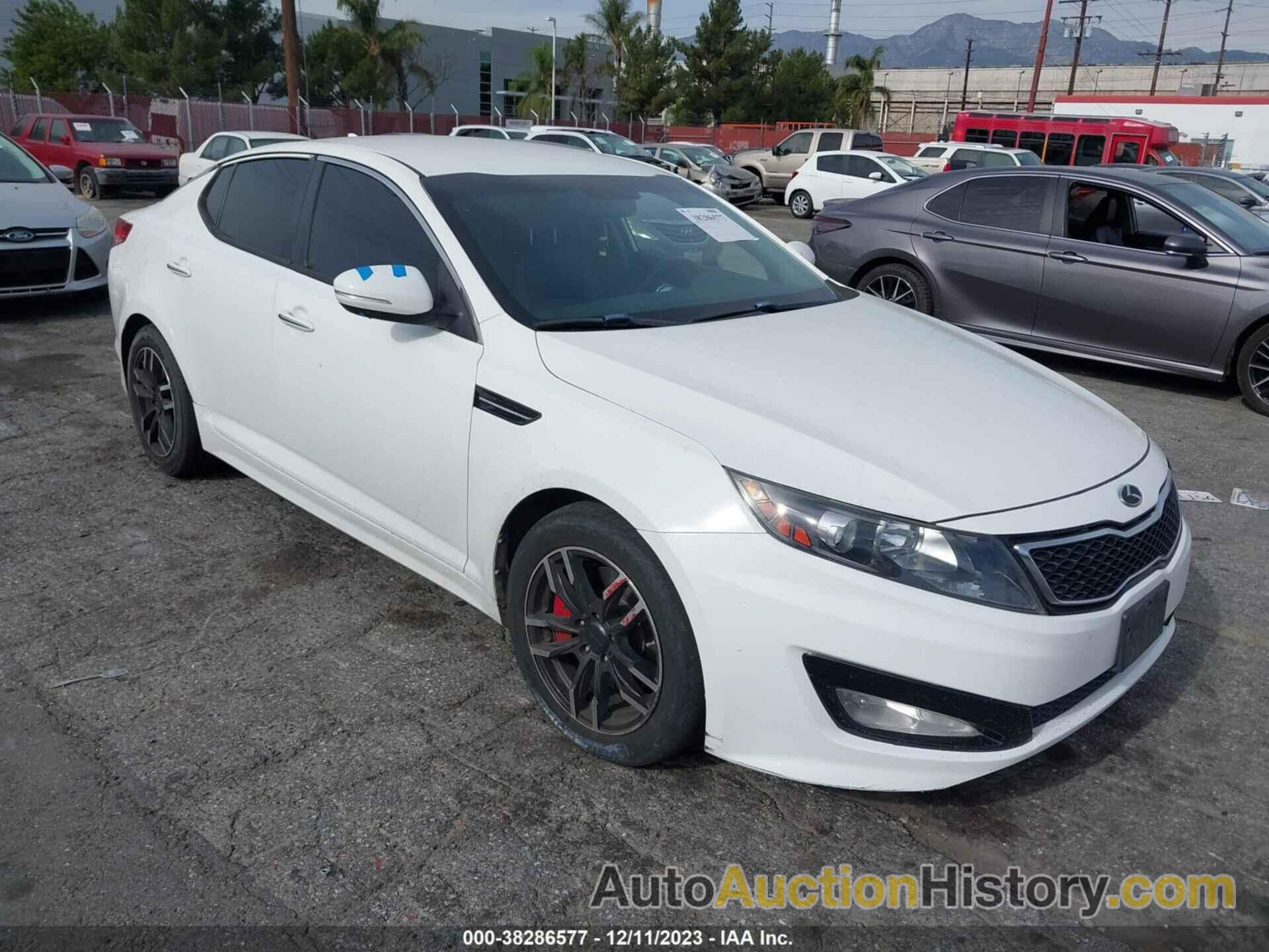 KIA OPTIMA SX, 5XXGR4A64DG233009