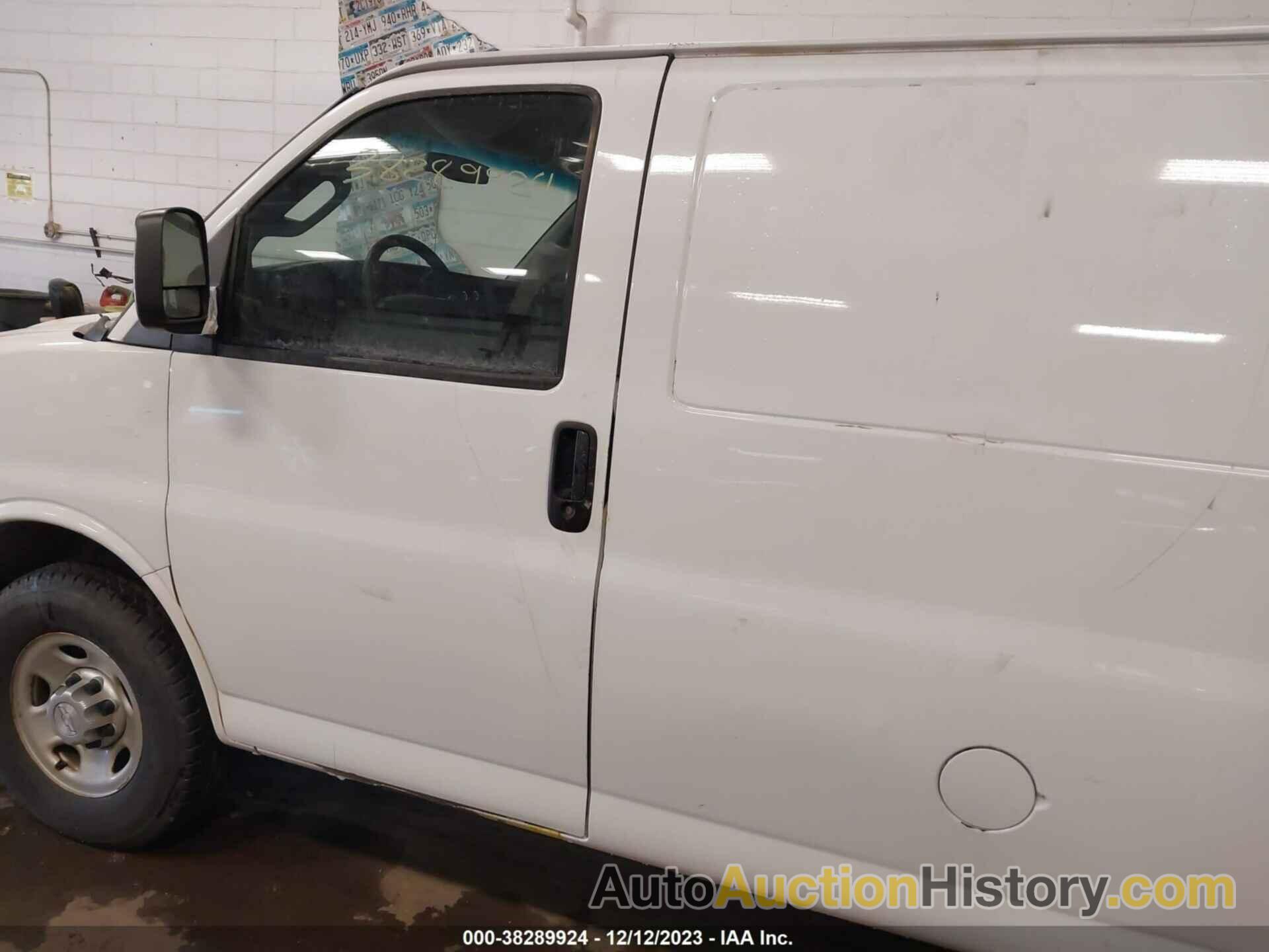 CHEVROLET EXPRESS 2500 WORK VAN, 1GCWGAFF9G1159742