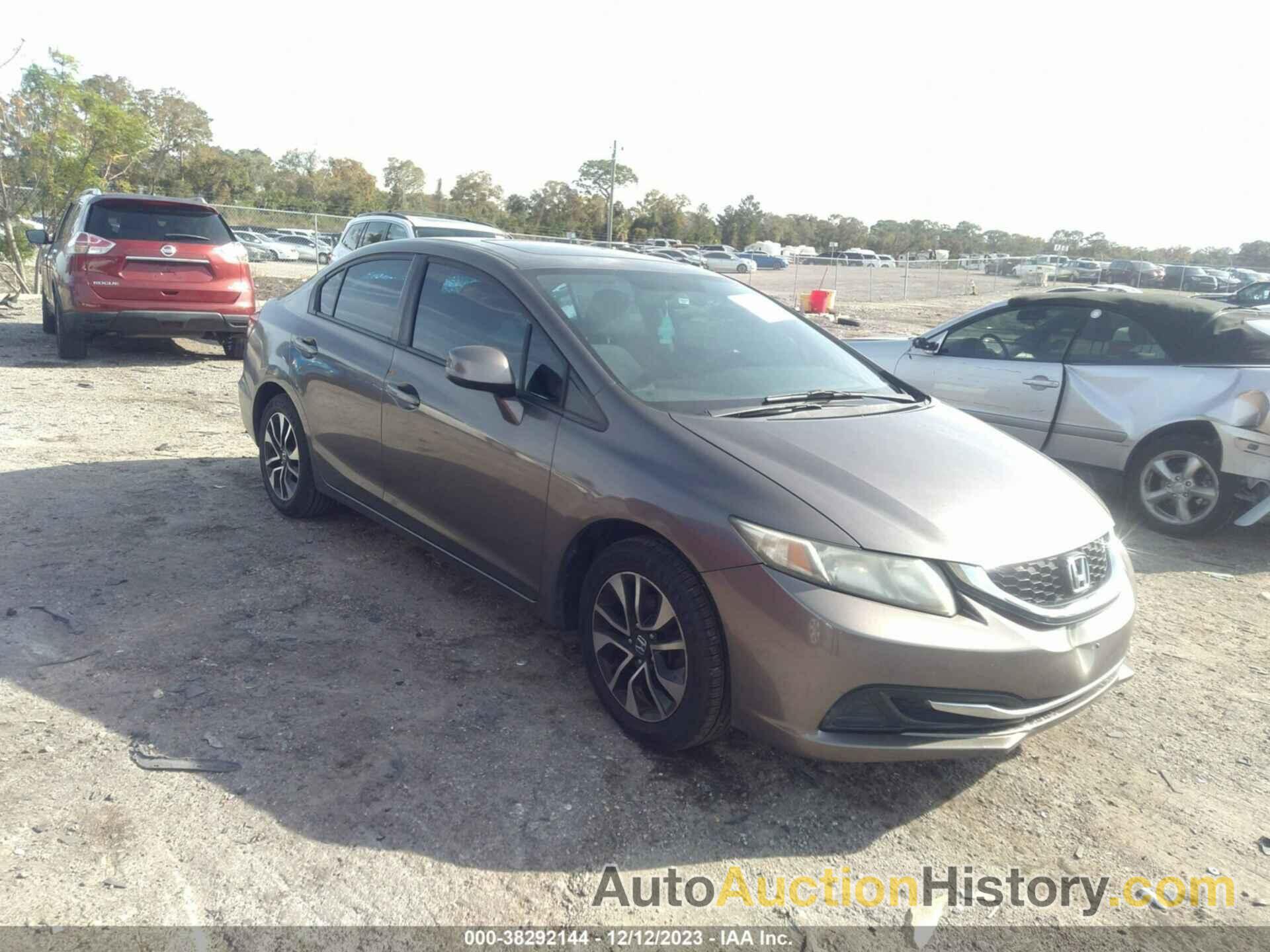 HONDA CIVIC EX, 2HGFB2F88DH542981