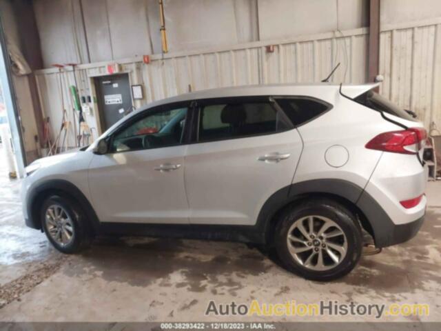 HYUNDAI TUCSON SE, KM8J2CA46JU660292