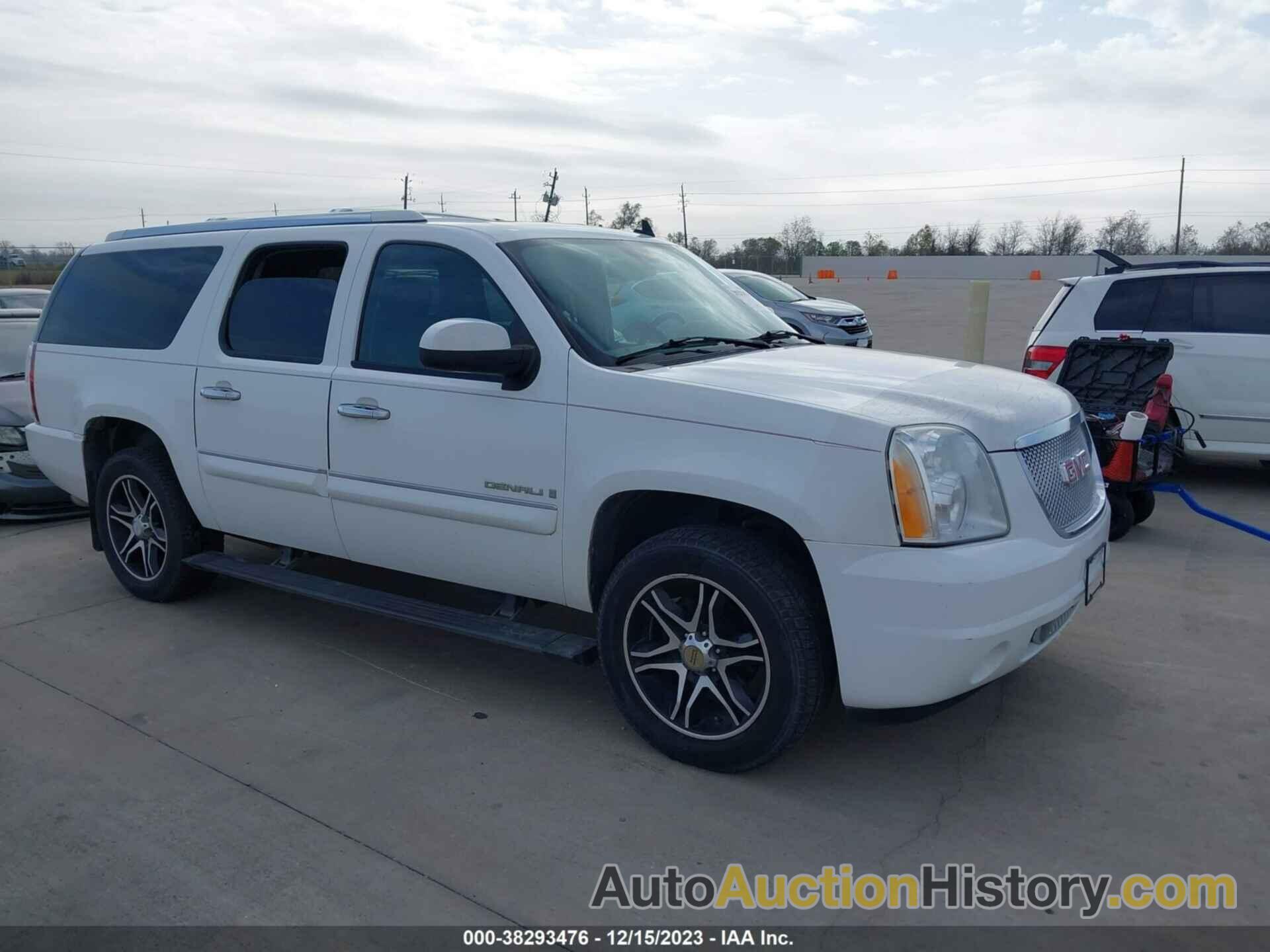 GMC YUKON XL DENALI, 1GKFK66807J286428