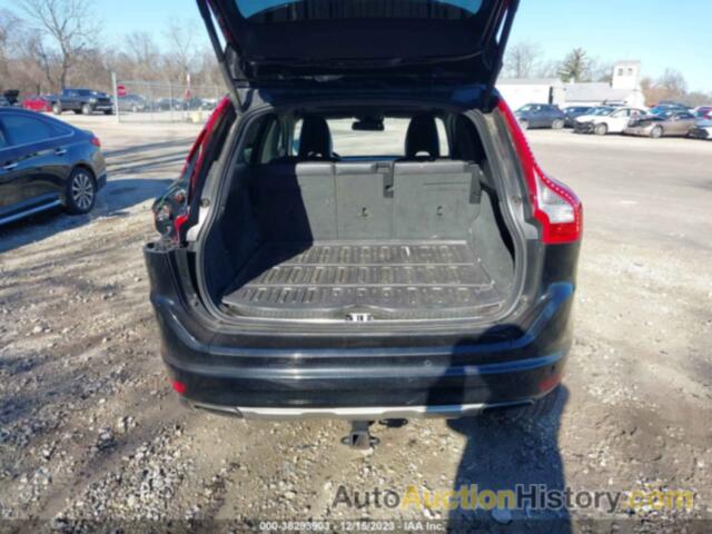 VOLVO XC60 T6 PLATINUM, YV4902RDXF2618719