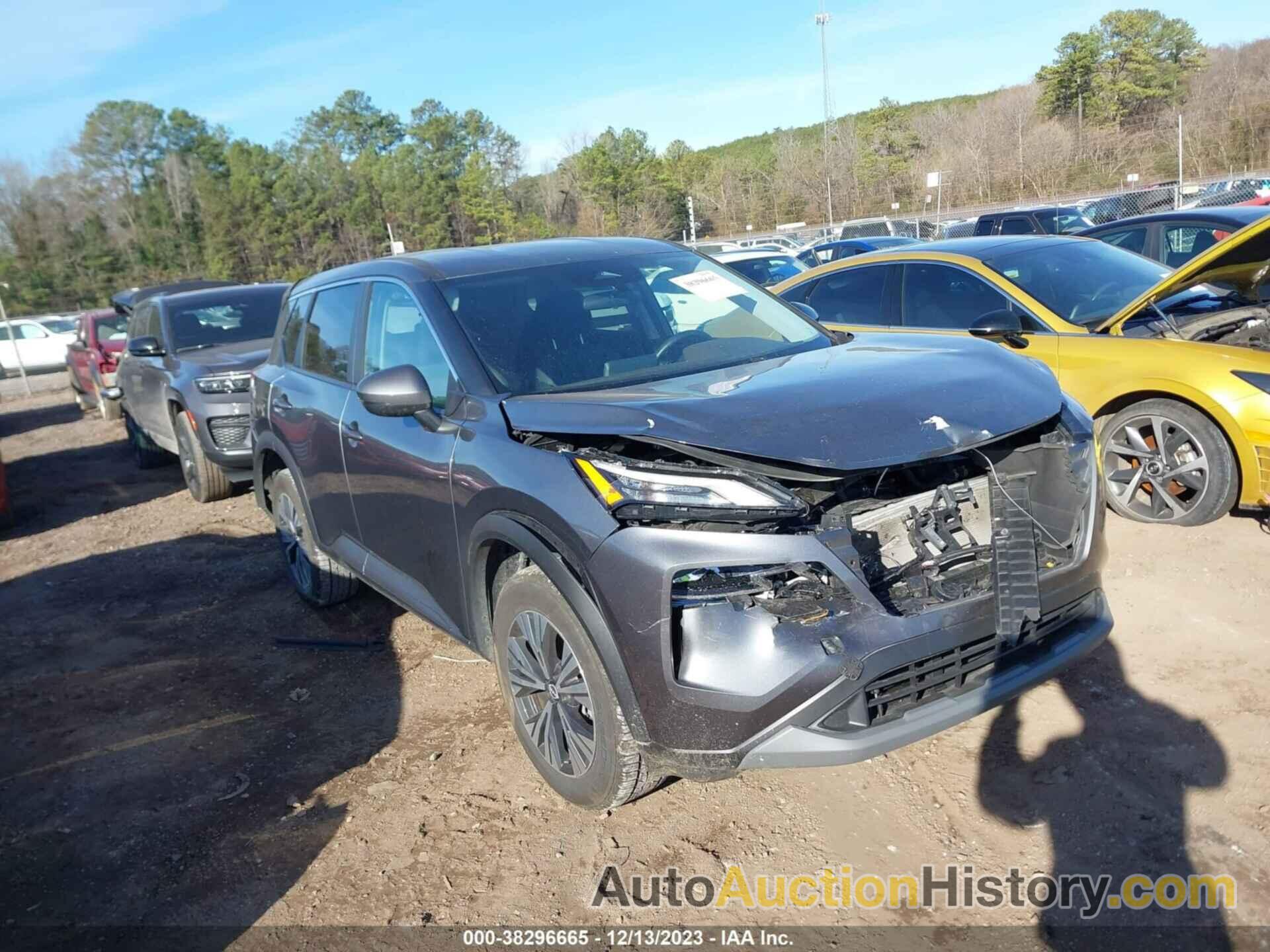 NISSAN ROGUE SV FWD, 5N1BT3BA6NC690071