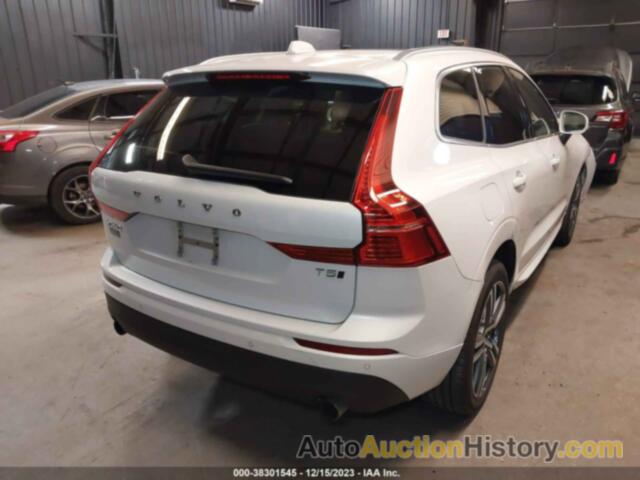 VOLVO XC60 T5 MOMENTUM, YV4102RK4M1876782