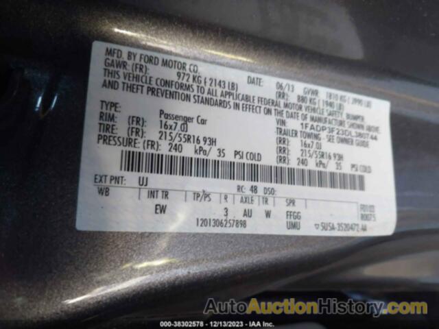 FORD FOCUS SE, 1FADP3F23DL380744