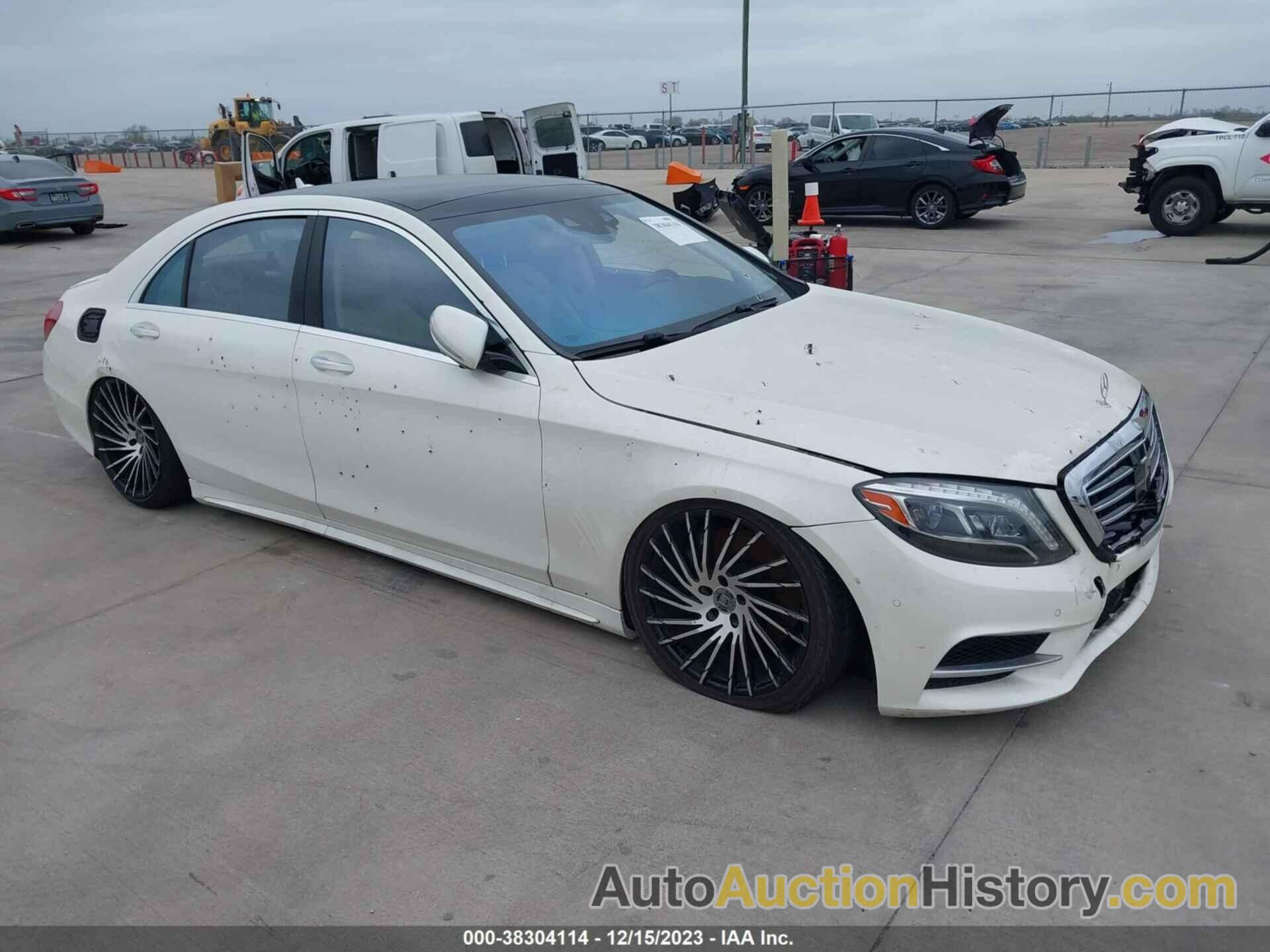 MERCEDES-BENZ S 550, WDDUG8CB0FA112699