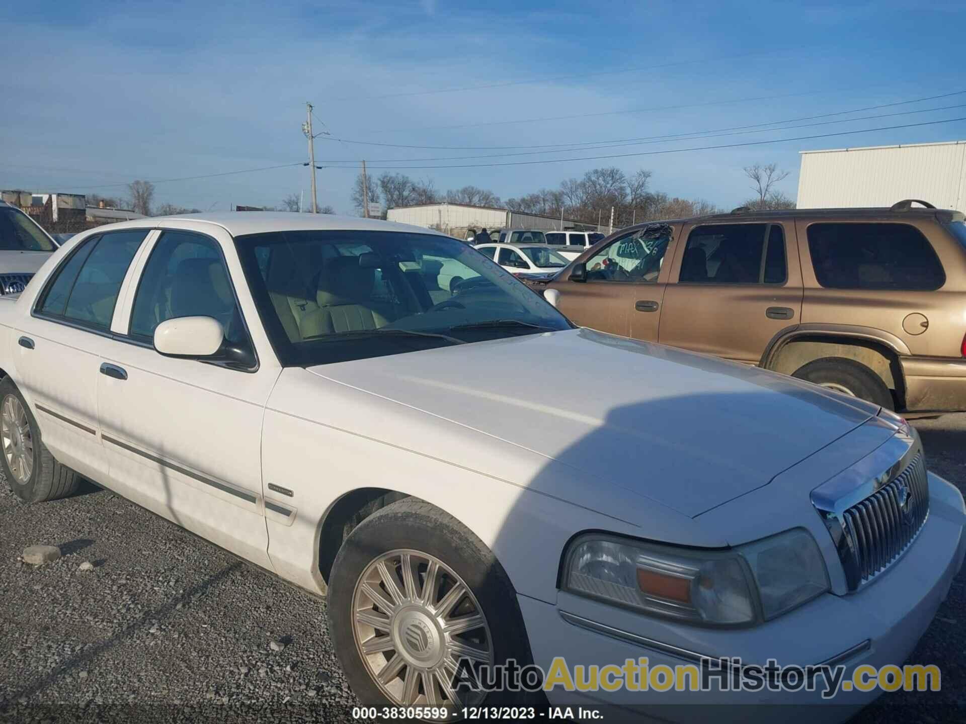 MERCURY GRAND MARQUIS LS, 2MEBM7FV0BX609424