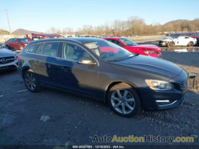 VOLVO V60 T5 DRIVE-E PLATINUM, YV140MEM5G1301852