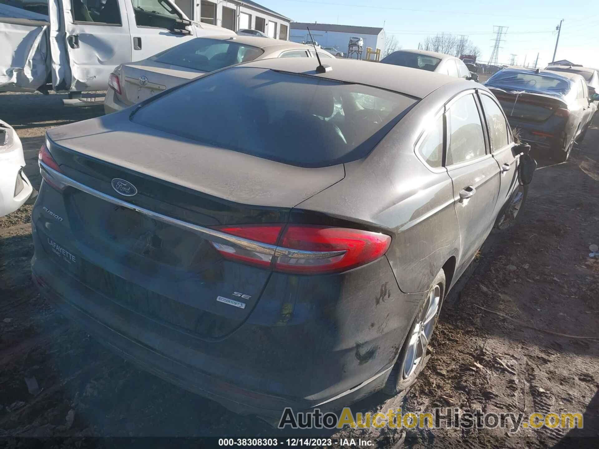 FORD FUSION SE, 3FA6P0HD9JR261017