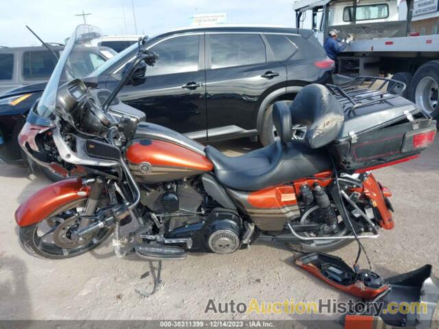 HARLEY-DAVIDSON FLTRXSE CVO ROAD GLIDE CUSTOM, 1HD1TC81XDB956413