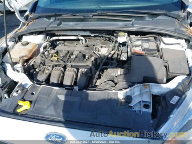 FORD FOCUS SE, 1FADP3K24JL329464