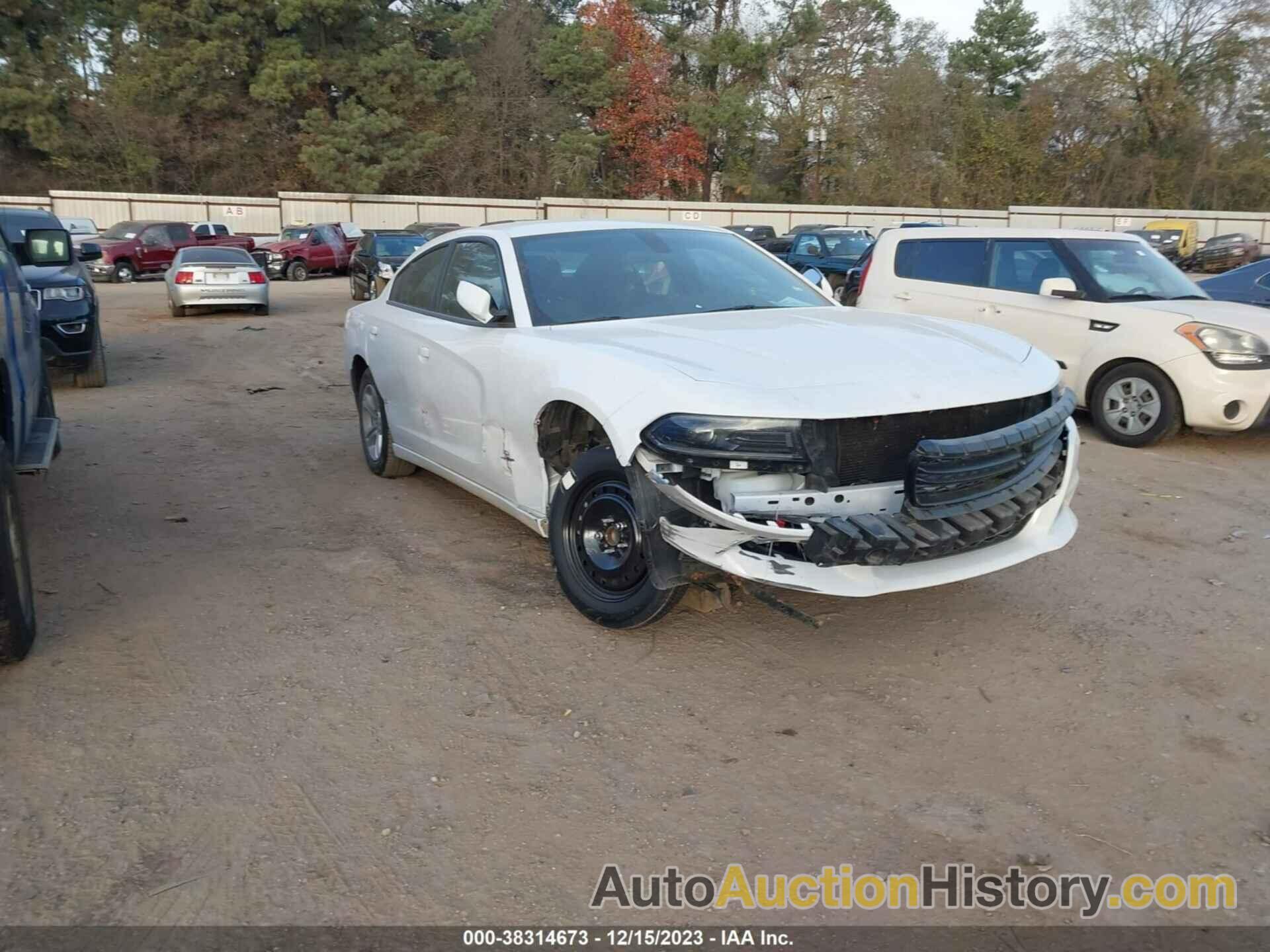 DODGE CHARGER SXT RWD, 2C3CDXBG7NH264103