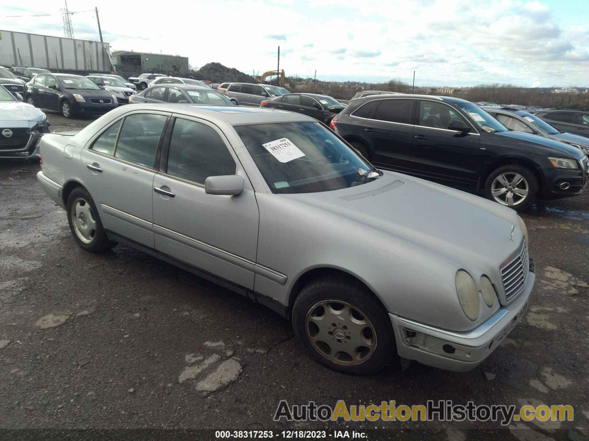 MERCEDES-BENZ E 430, WDBJF70H8XA794251