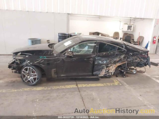 KIA STINGER GT2, KNAE55LCXN6111117