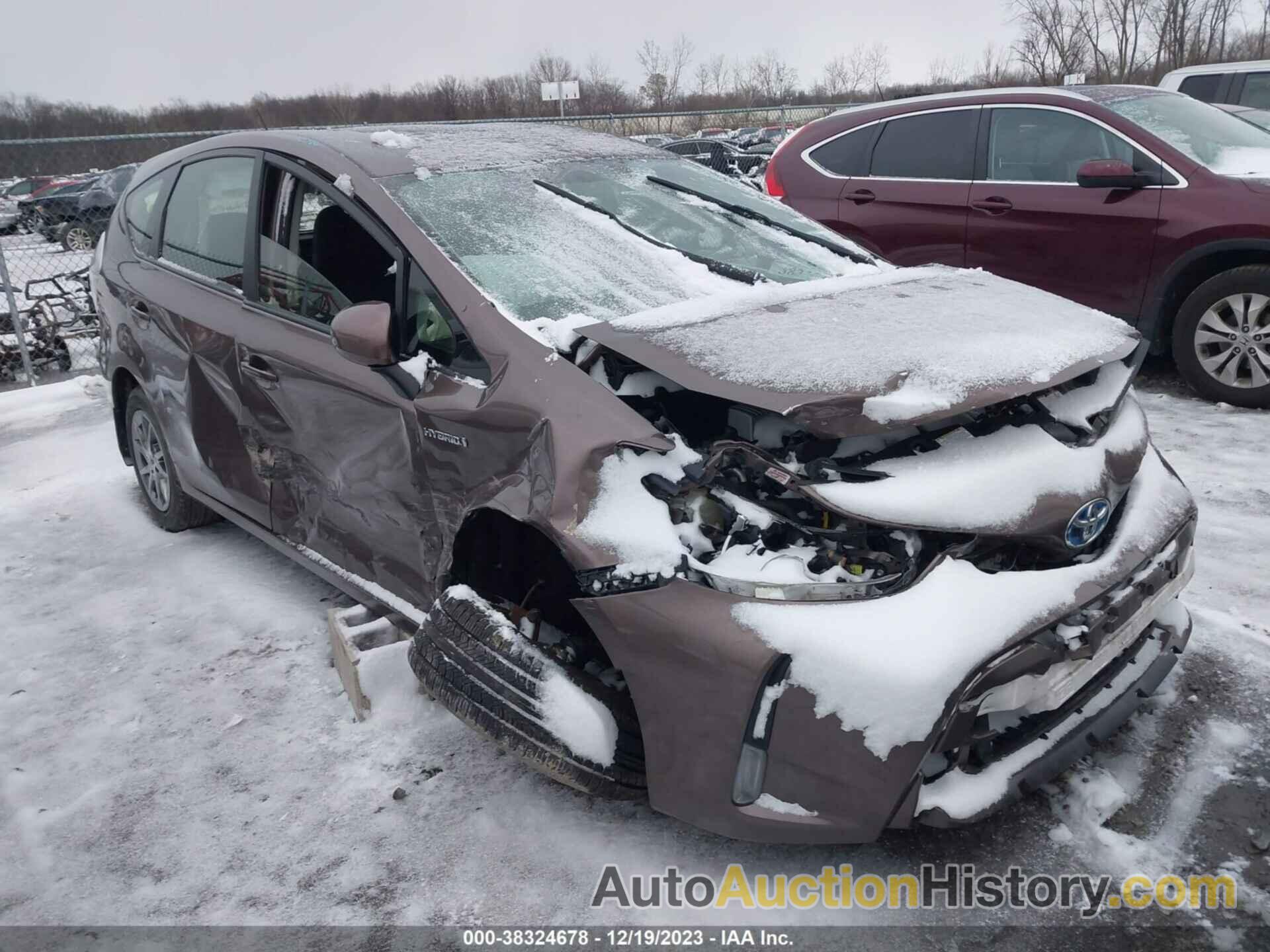 TOYOTA PRIUS V THREE, JTDZN3EU3HJ063069