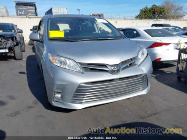 TOYOTA SIENNA XLE, 5TDYZ3DC1LS054357