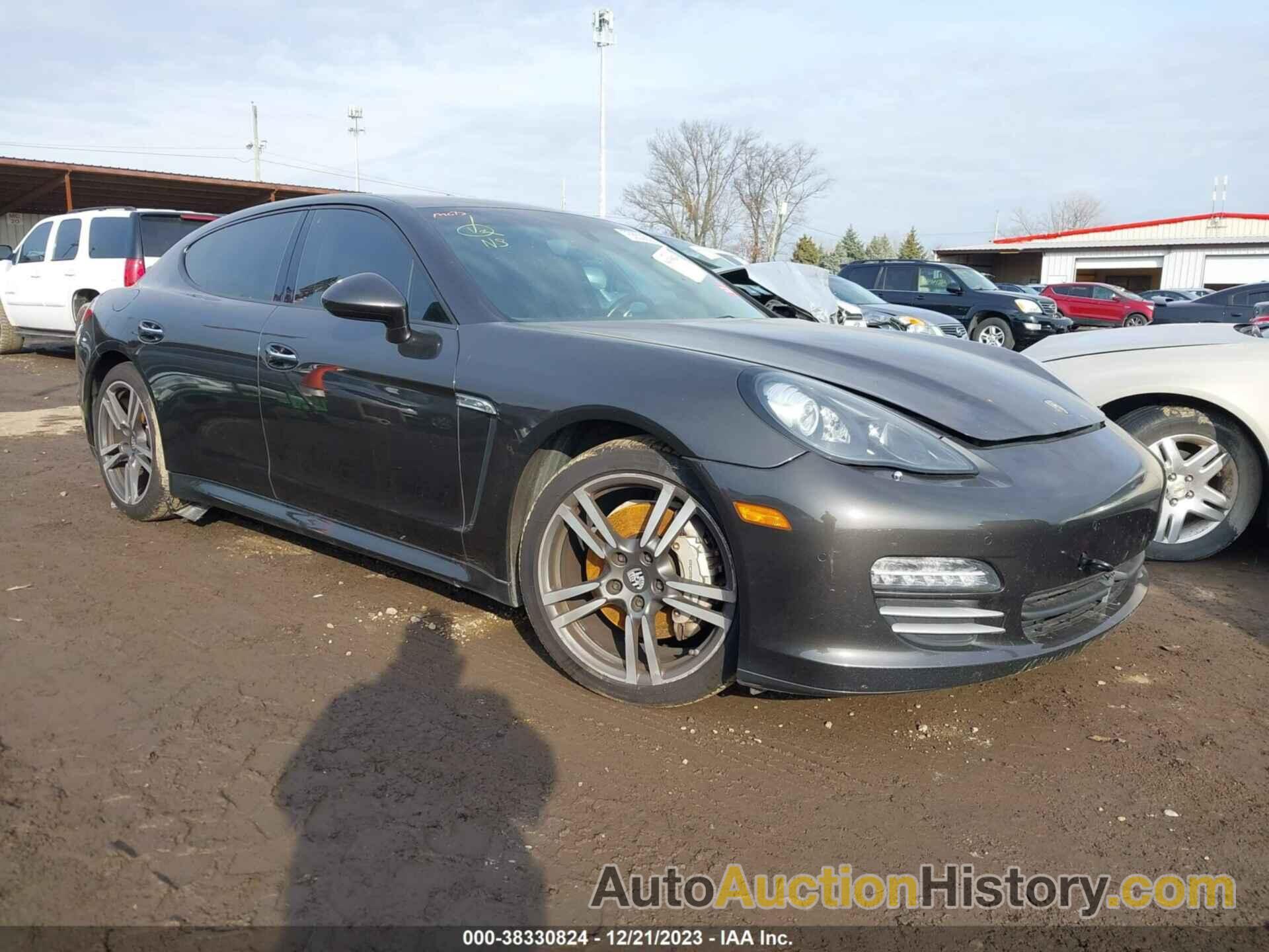 PORSCHE PANAMERA 4S, WP0AB2A70CL061051