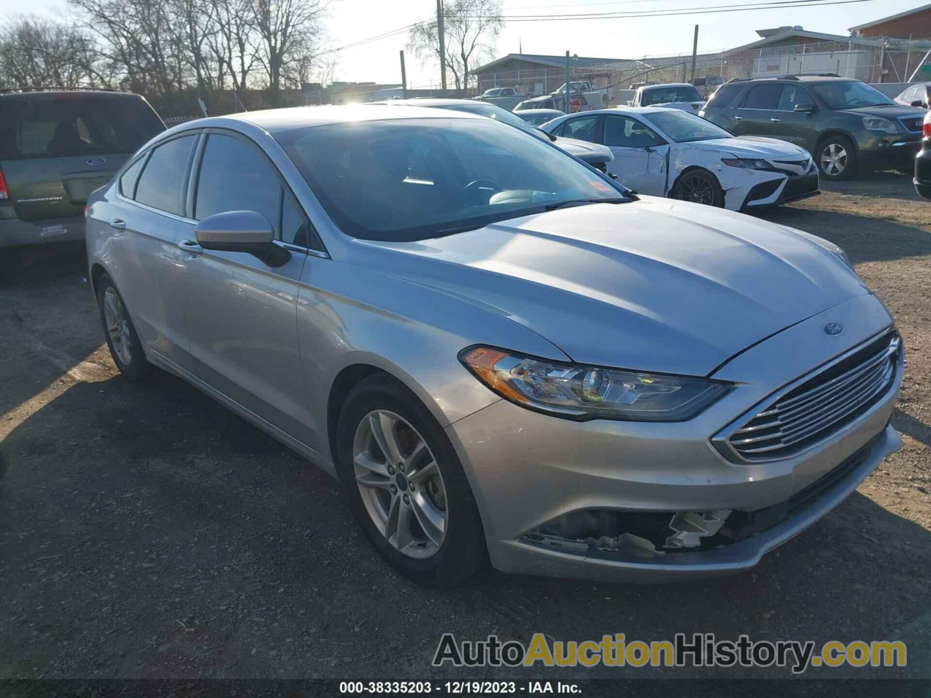 FORD FUSION SE, 3FA6P0HD8JR176105