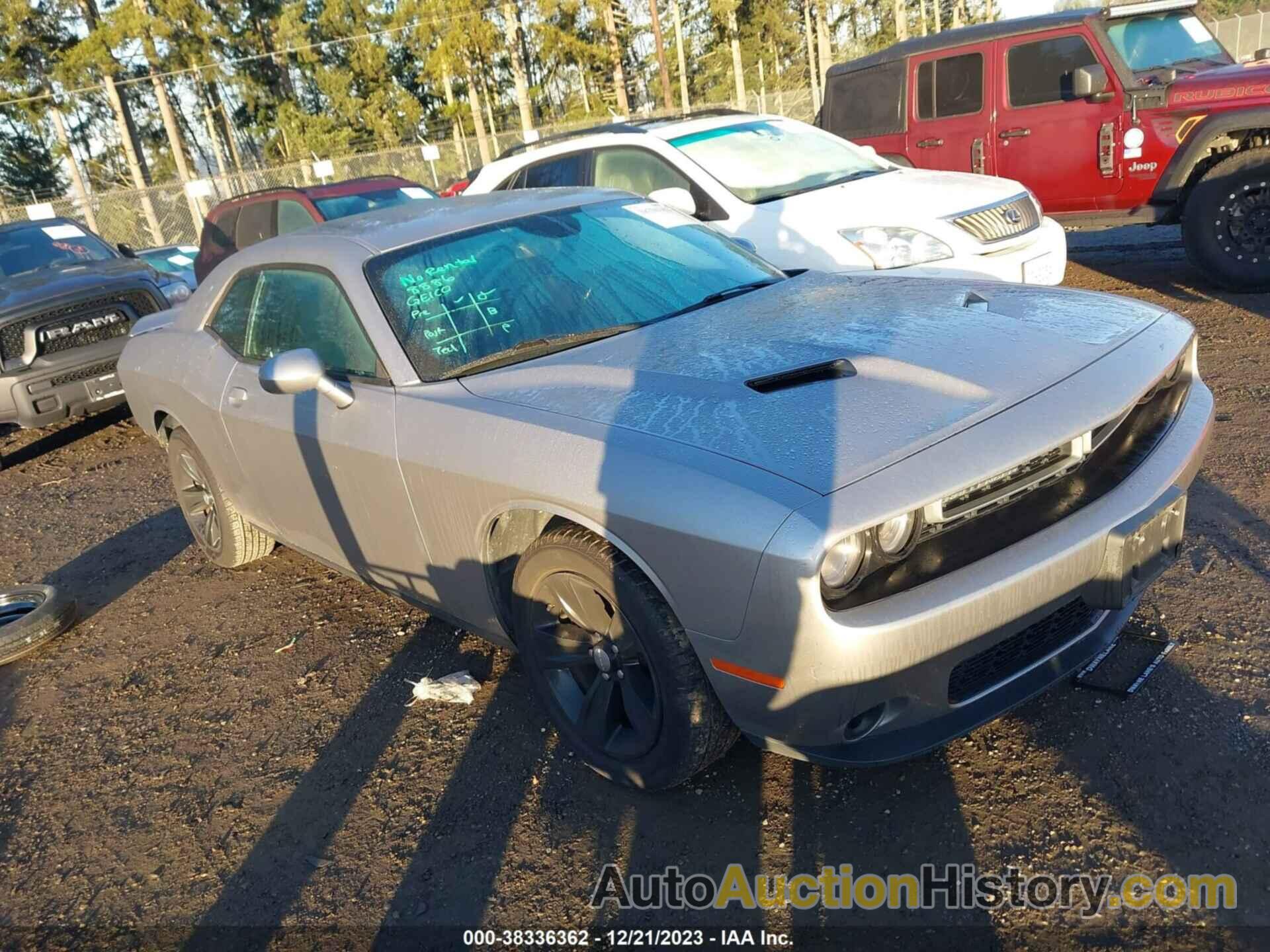 DODGE CHALLENGER SXT, 2C3CDZAG6JH317543