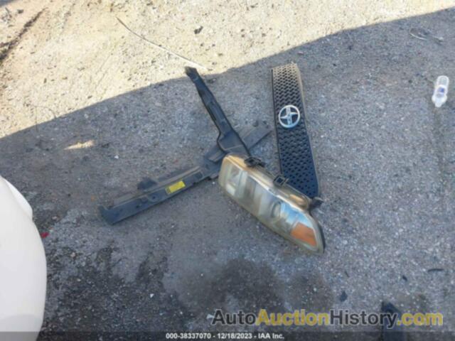 SCION XB, JTLKE50E981030790