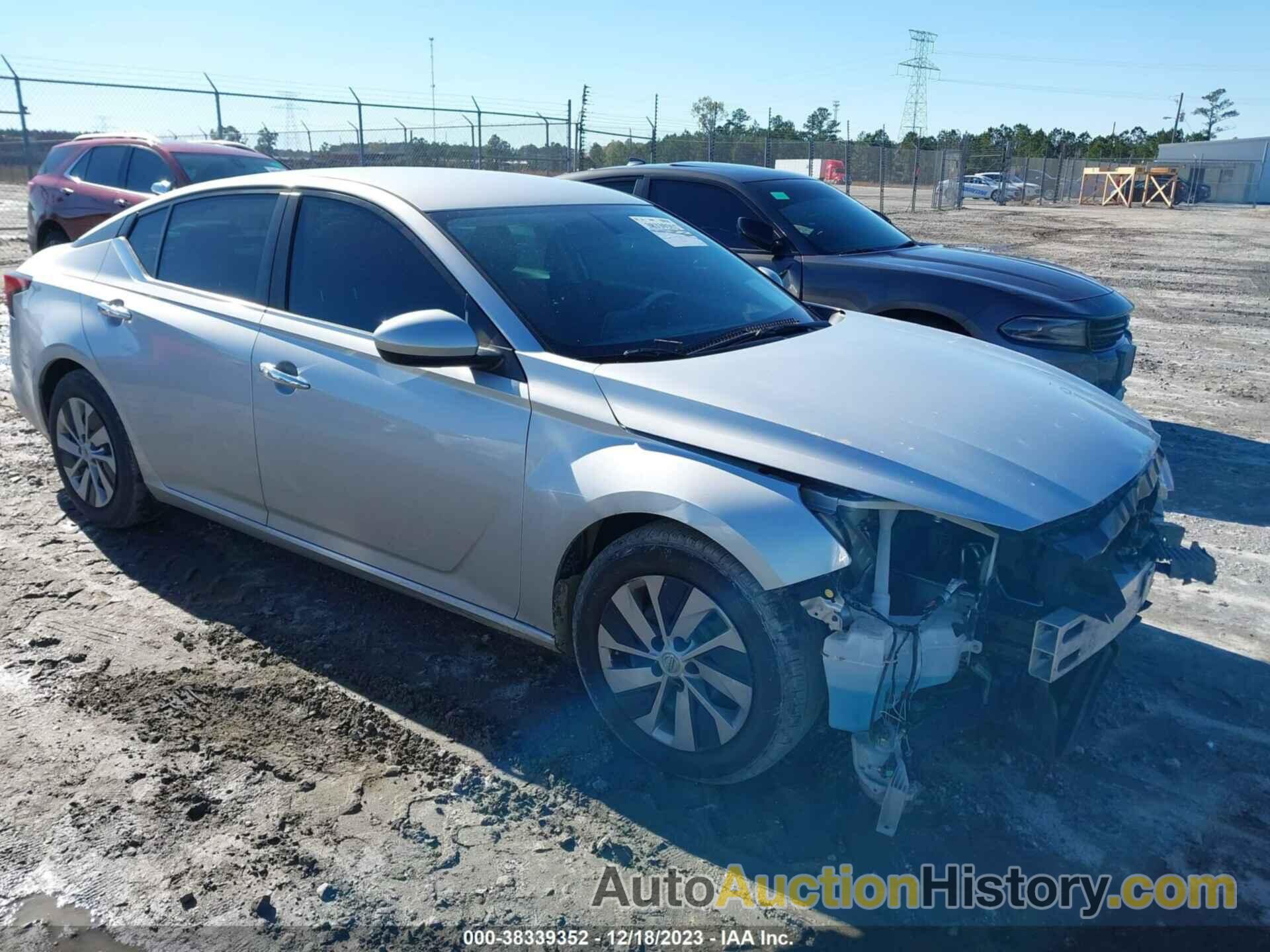 NISSAN ALTIMA S FWD, 1N4BL4BV1LC197558