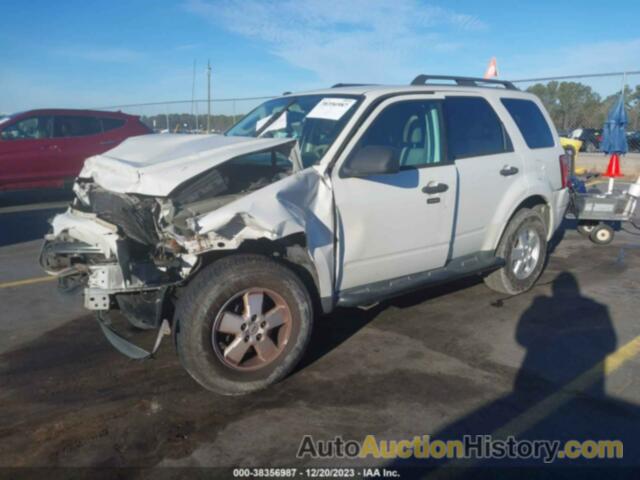 FORD ESCAPE XLT, 1FMCU0D75BKB50990
