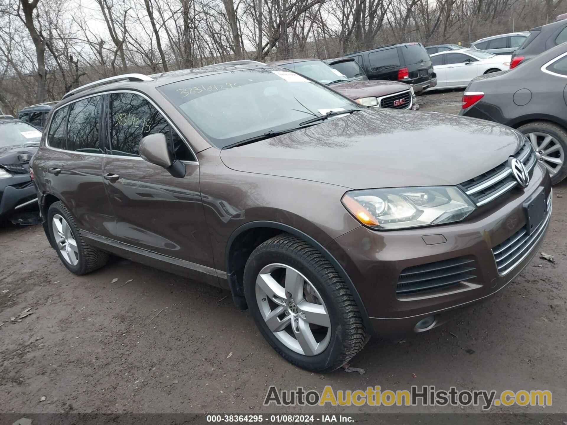 VOLKSWAGEN TOUAREG TDI LUX, WVGEK9BP4CD006326