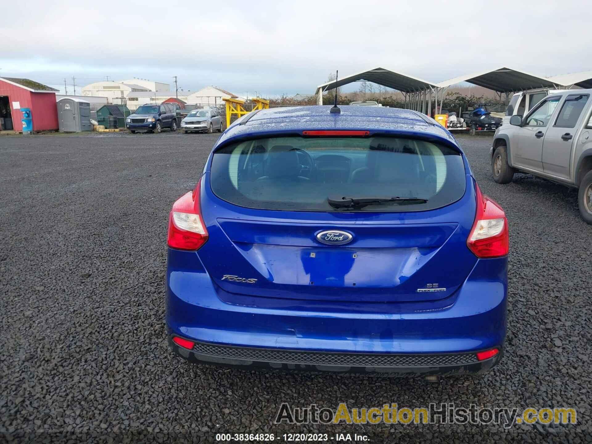 FORD FOCUS SE, 1FADP3K20EL318161