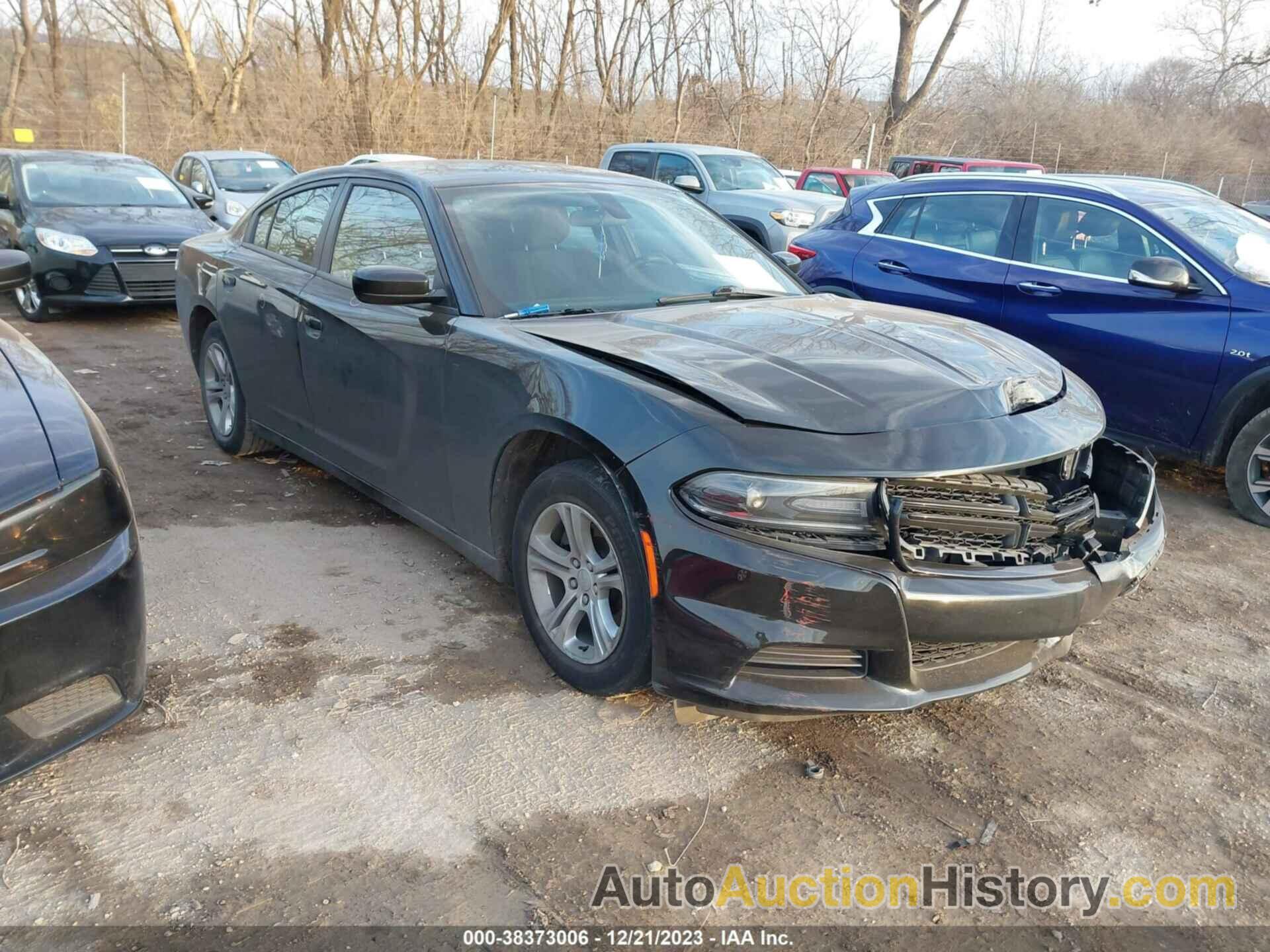 DODGE CHARGER SXT RWD, 2C3CDXBG3KH657611