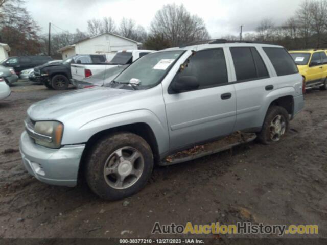 CHEVROLET TRAILBLAZER LS, 1GNDS13SX72282989