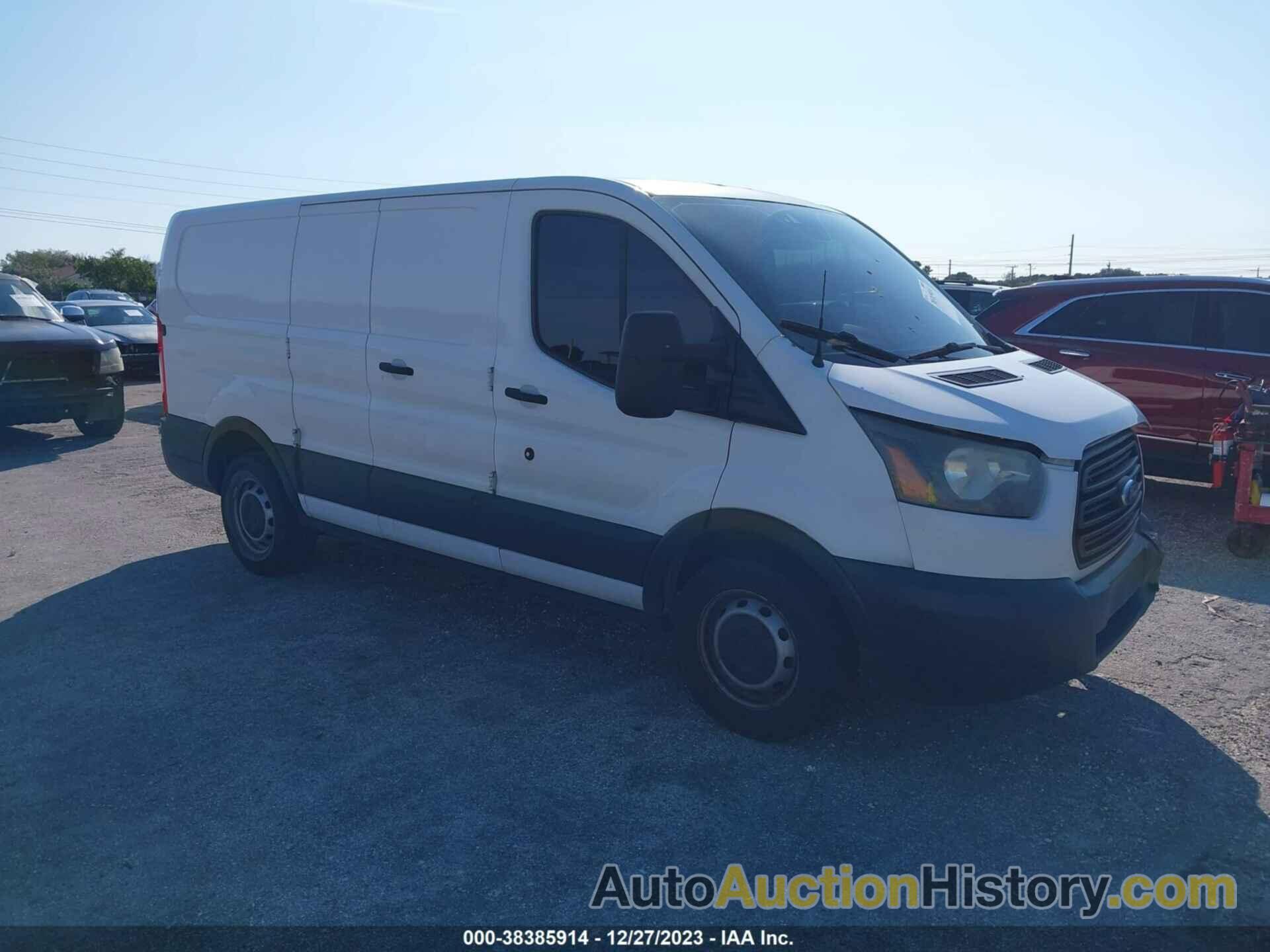 FORD TRANSIT-150, 1FTNE1ZM8FKA30413