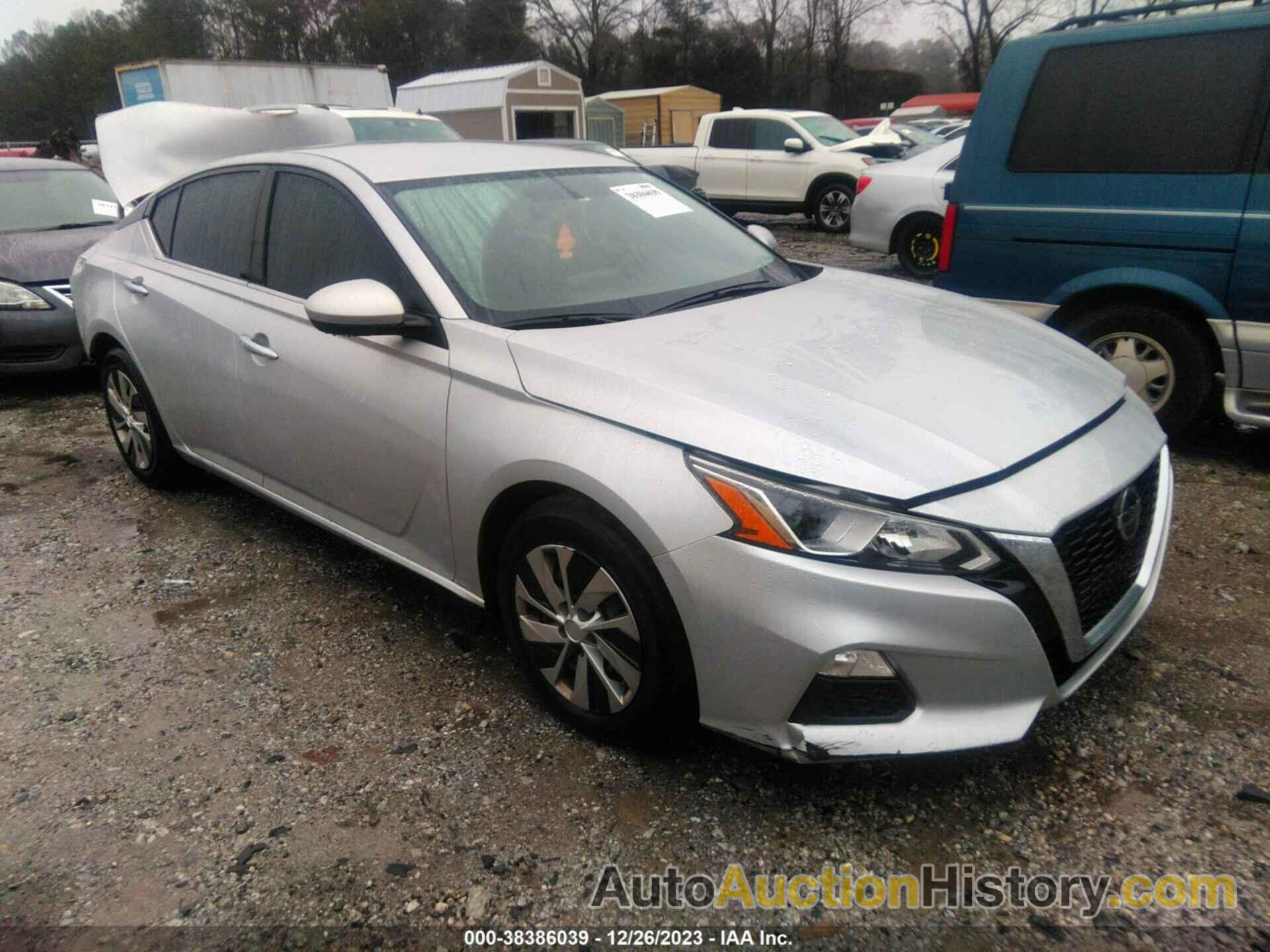 NISSAN ALTIMA S FWD, 1N4BL4BV6LC267507