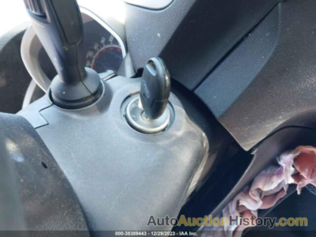 FORD FIESTA SES, 3FADP4FJ3CM134707