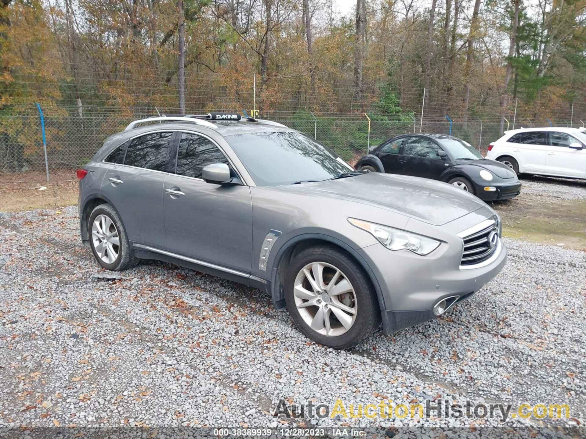 INFINITI FX37, JN8CS1MU7DM140561