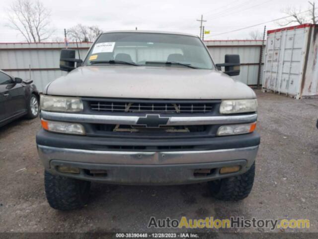 CHEVROLET SILVERADO 1500 LS, 1GCEK19T4YE367162