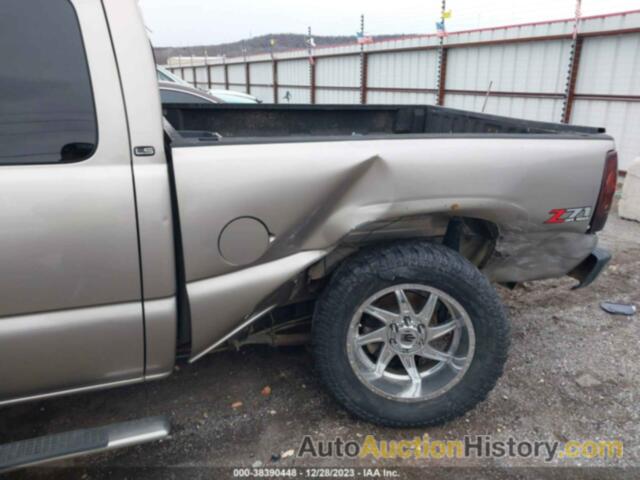 CHEVROLET SILVERADO 1500 LS, 1GCEK19T4YE367162